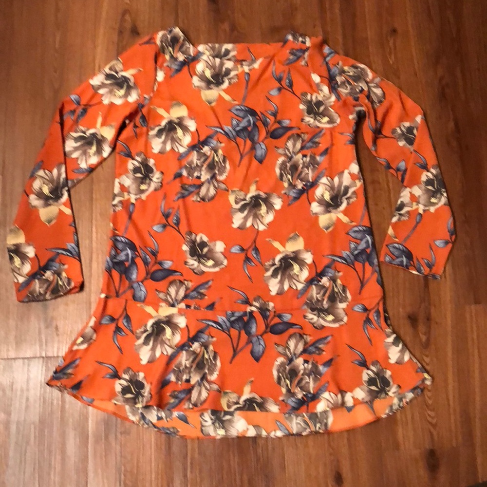 Renee C. Floral back cutout dress size M - Picture 3 of 6